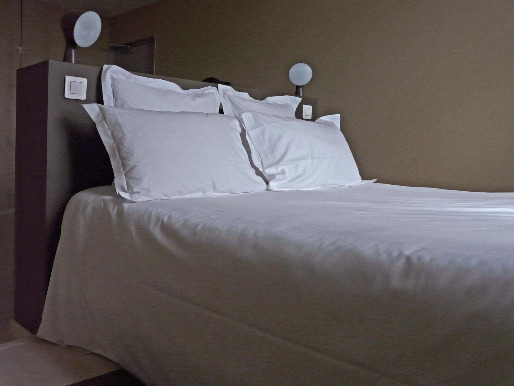 Hotel Courtille De Solutre エクステリア 写真